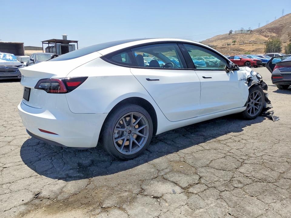 Продаж на аукціоні авто 2023 Tesla Model 3, vin: 5YJ3E1EAXPF566152, номер лоту: 55551046