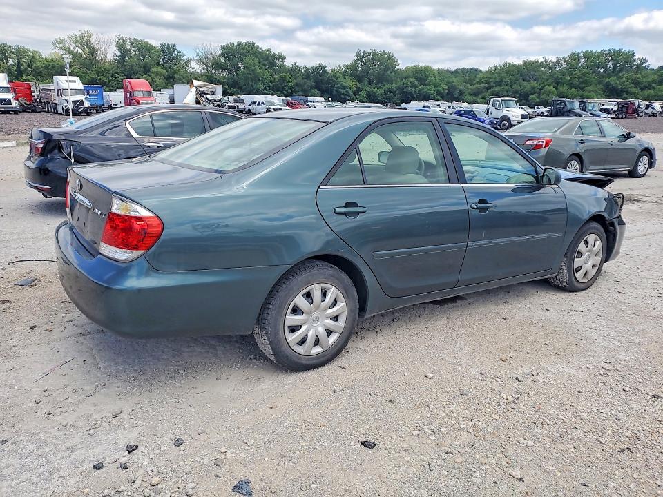 58146996 :رقم المزاد ، 4T1BE32K45U088718 vin ، 2005 Toyota Camry مزاد بيع