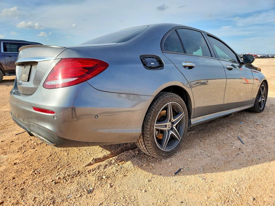 Продажа на аукционе авто 2018 Mercedes-benz E, vin: WDDZF4JB0JA342594, номер лота: 55790236