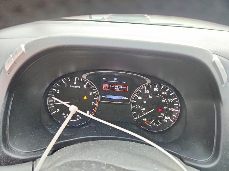 58252076 :رقم المزاد ، 5N1DR2MN7HC646358 vin ، 2017 Nissan Pathfinder مزاد بيع
