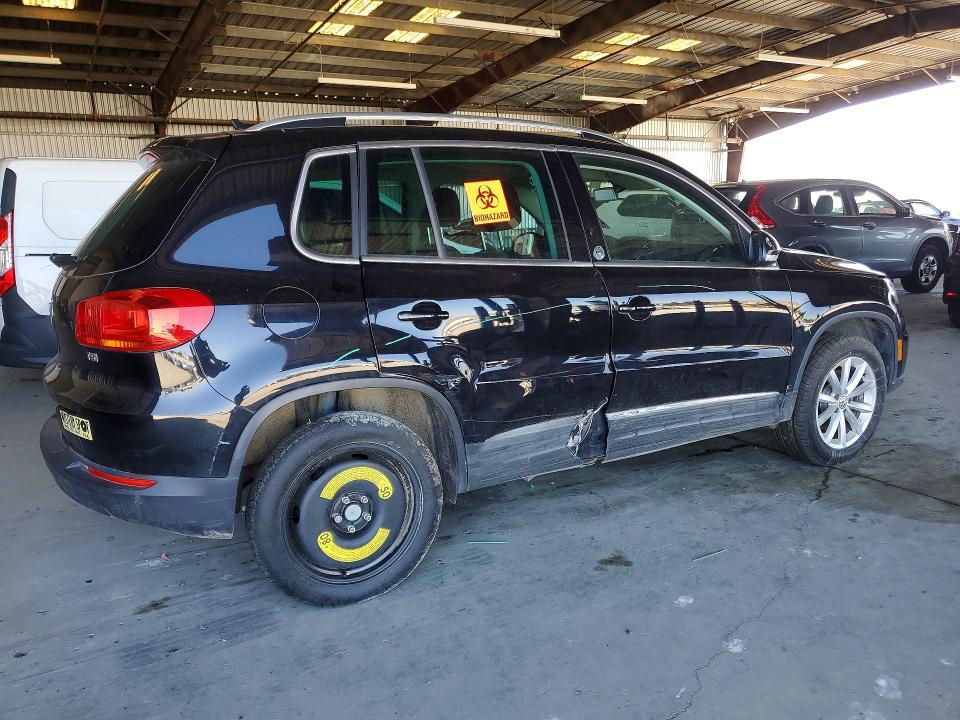 2017 Volkswagen Tiguan მანქანა იყიდება აუქციონზე, vin: WVGRV7AX1HK002722, აუქციონის ნომერი: 56673326