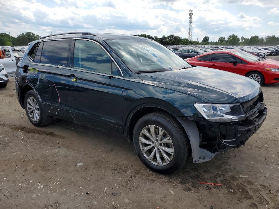 57231936 :رقم المزاد ، 3VV2B7AX5JM078801 vin ، 2018 Volkswagen Tiguan مزاد بيع