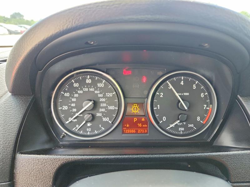 2013 Bmw X1 მანქანა იყიდება აუქციონზე, vin: WBAVM5C53DVV90098, აუქციონის ნომერი: 57262426