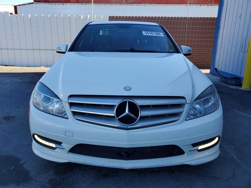 2011 Mercedes-benz C მანქანა იყიდება აუქციონზე, vin: WDDGF8BB1BR148995, აუქციონის ნომერი: 59187466
