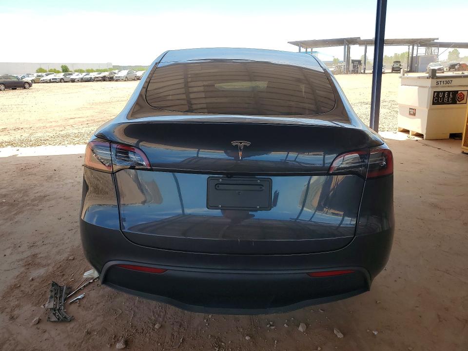 56836516 :رقم المزاد ، 7SAYGDED6SF315457 vin ، 2025 Tesla Model Y مزاد بيع
