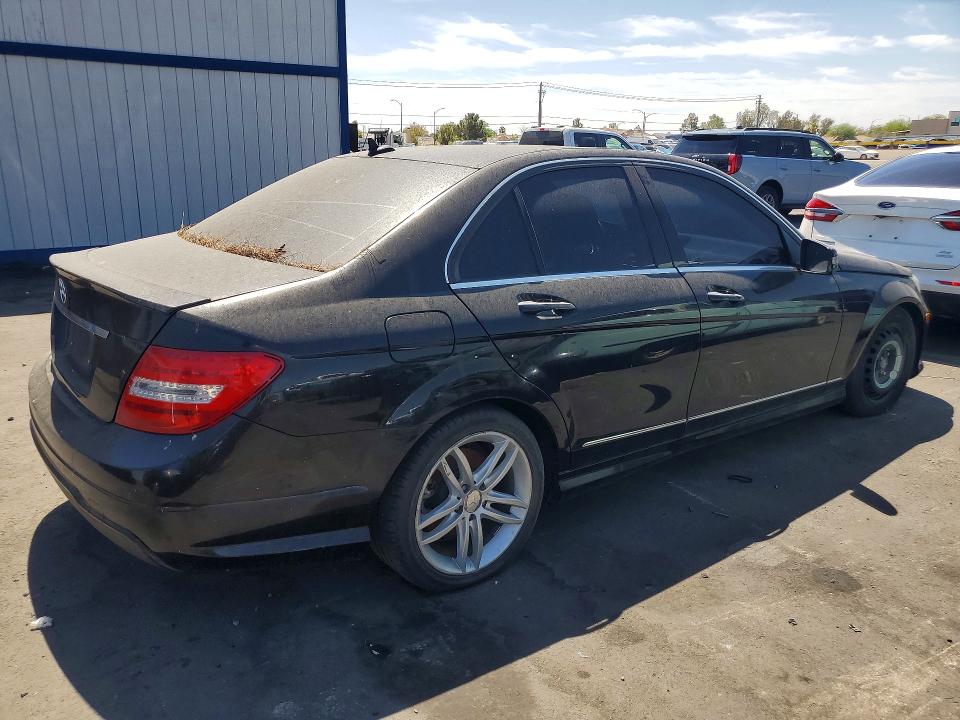 Продажа на аукционе авто 2013 Mercedes-benz C, vin: WDDGF4HB0DR241378, номер лота: 56495426
