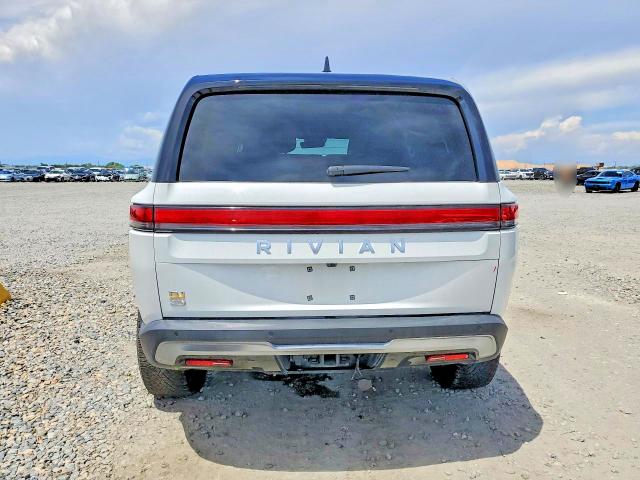 2024 Rivian R1s მანქანა იყიდება აუქციონზე, vin: 7PDSGABAXRN043642, აუქციონის ნომერი: 55726536