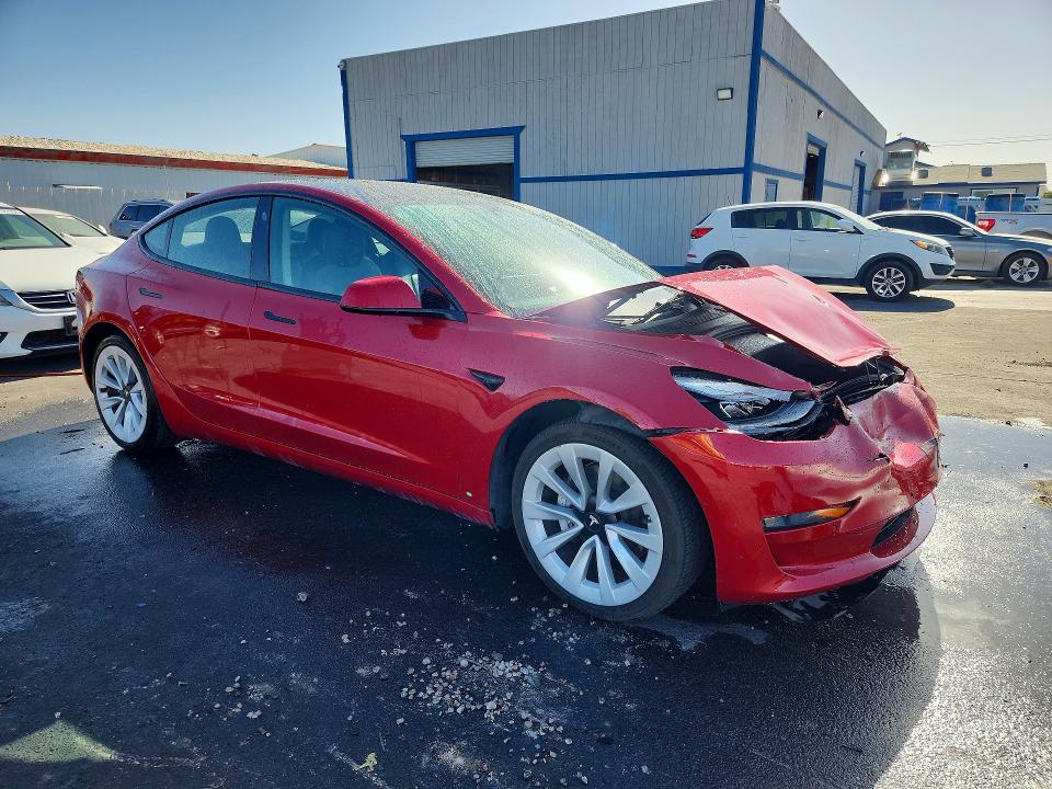2022 Tesla Model 3 მანქანა იყიდება აუქციონზე, vin: 5YJ3E1EA2NF370770, აუქციონის ნომერი: 57024366