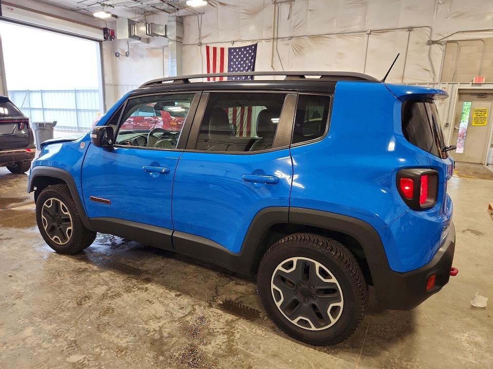 2015 Jeep Renegade მანქანა იყიდება აუქციონზე, vin: ZACCJBCT8FPB88815, აუქციონის ნომერი: 57673296