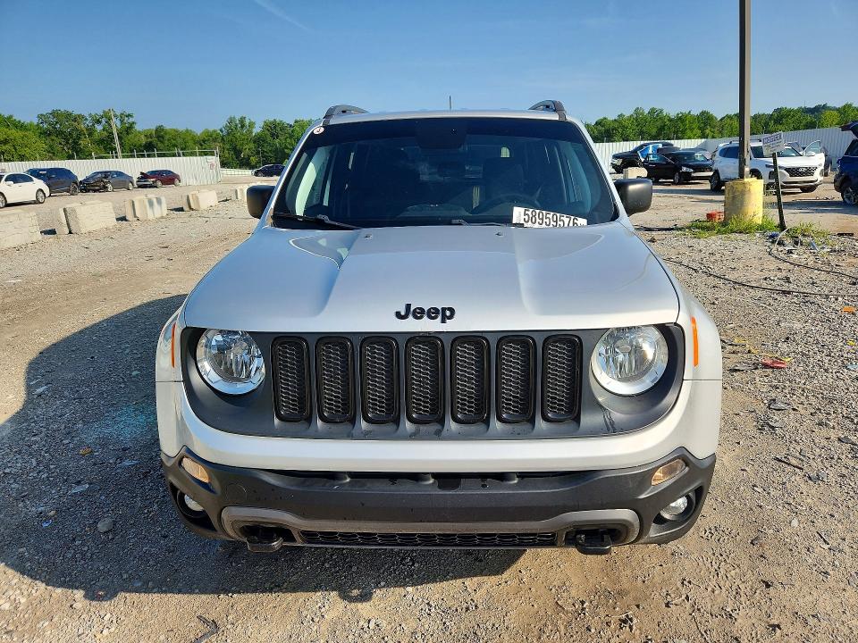 2018 Jeep Renegade მანქანა იყიდება აუქციონზე, vin: ZACCJBAB5JPH72978, აუქციონის ნომერი: 58959576