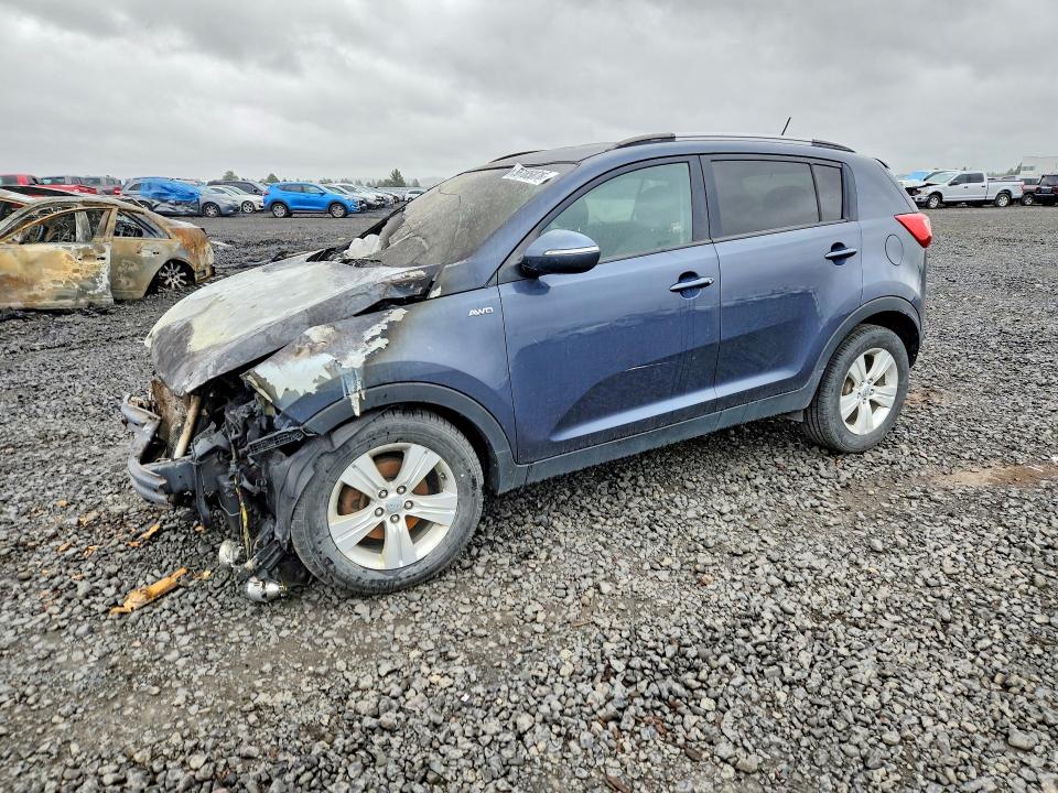 56185876 :رقم المزاد ، KNDPBCA21B7076850 vin ، 2011 Kia Sportage مزاد بيع