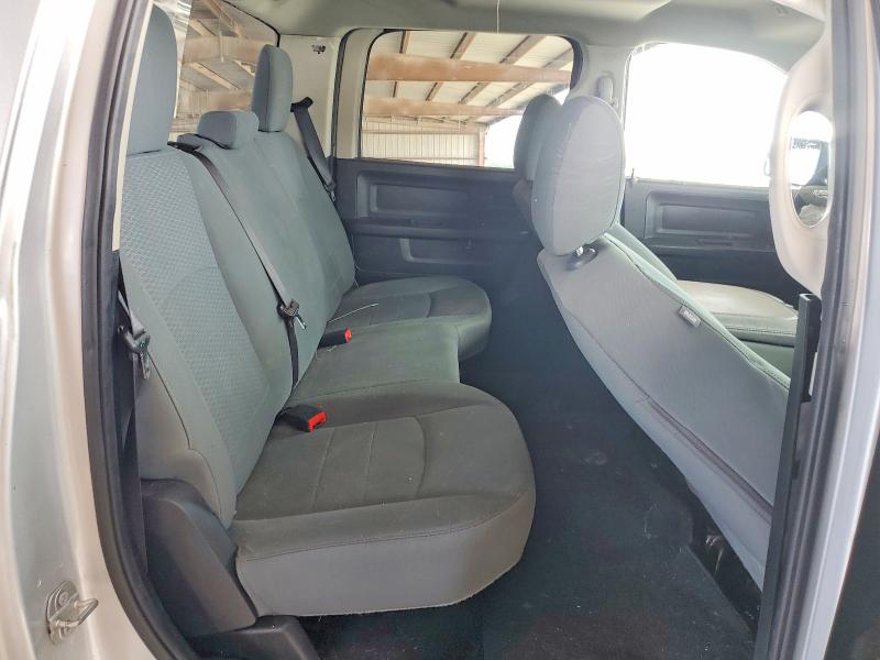 55157316 :رقم المزاد ، 1C6RR7KG4JS314215 vin ، 2018 Ram 1500 مزاد بيع