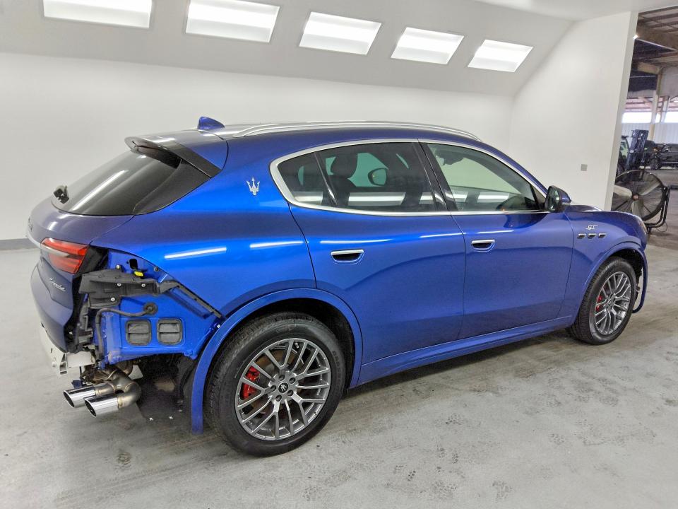 2023 Maserati Grecale მანქანა იყიდება აუქციონზე, vin: ZN682AVA3P7416502, აუქციონის ნომერი: 58798276