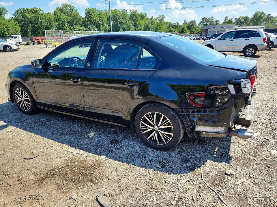 59248736 :رقم المزاد ، 3VWDB7AJ5JM238207 vin ، 2018 Volkswagen Jetta مزاد بيع