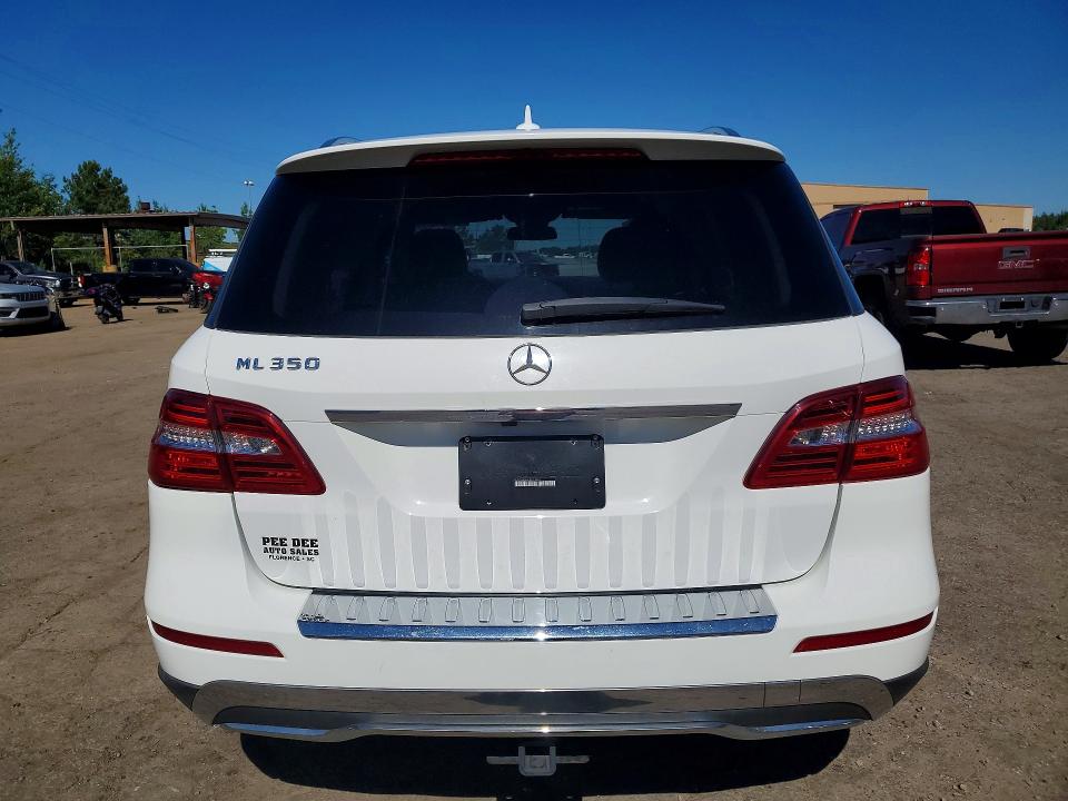 Продажа на аукционе авто 2015 Mercedes-benz Ml, vin: 4JGDA5JB8FA613834, номер лота: 55671026