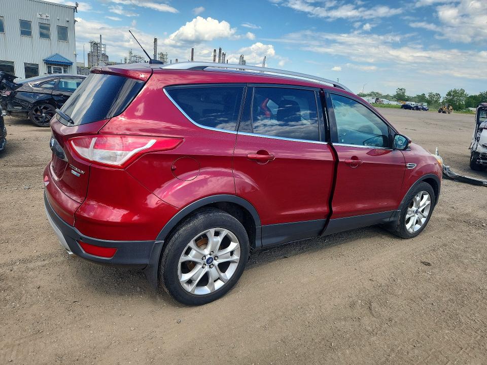2014 Ford Escape მანქანა იყიდება აუქციონზე, vin: 1FMCU9J9XEUA16592, აუქციონის ნომერი: 58647256