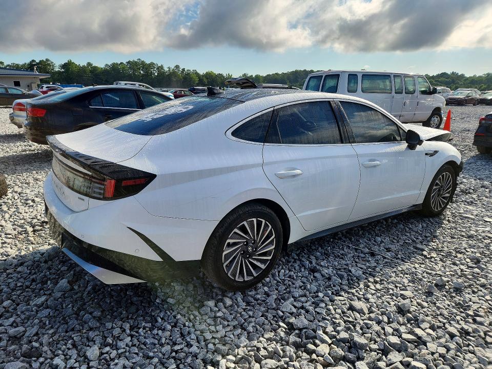 2025 Hyundai Sonata Hybrid მანქანა იყიდება აუქციონზე, vin: KMHL54JJ5SA130264, აუქციონის ნომერი: 57229336