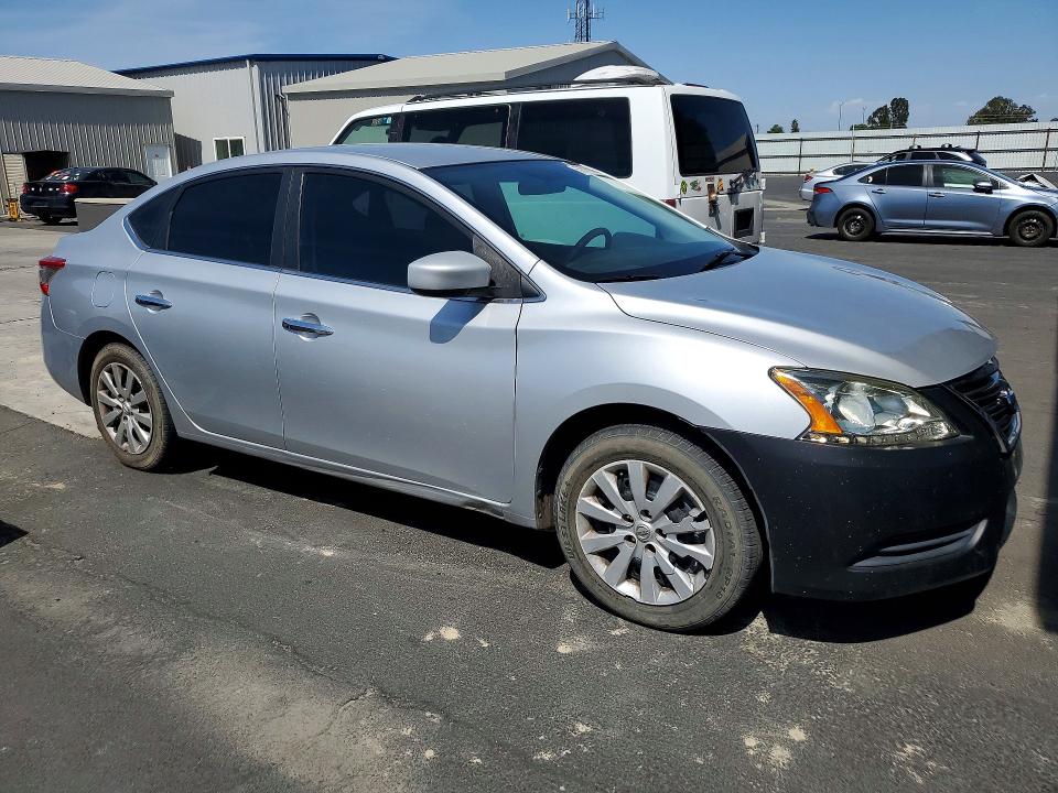 2014 Nissan Sentra მანქანა იყიდება აუქციონზე, vin: 3N1AB7AP0EY201559, აუქციონის ნომერი: 52016036