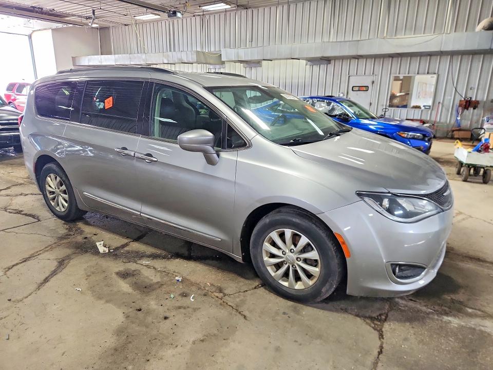 Aukcja sprzedaży 2017 Chrysler Pacifica, vin: 2C4RC1BG3HR539583, numer aukcji: 56181136