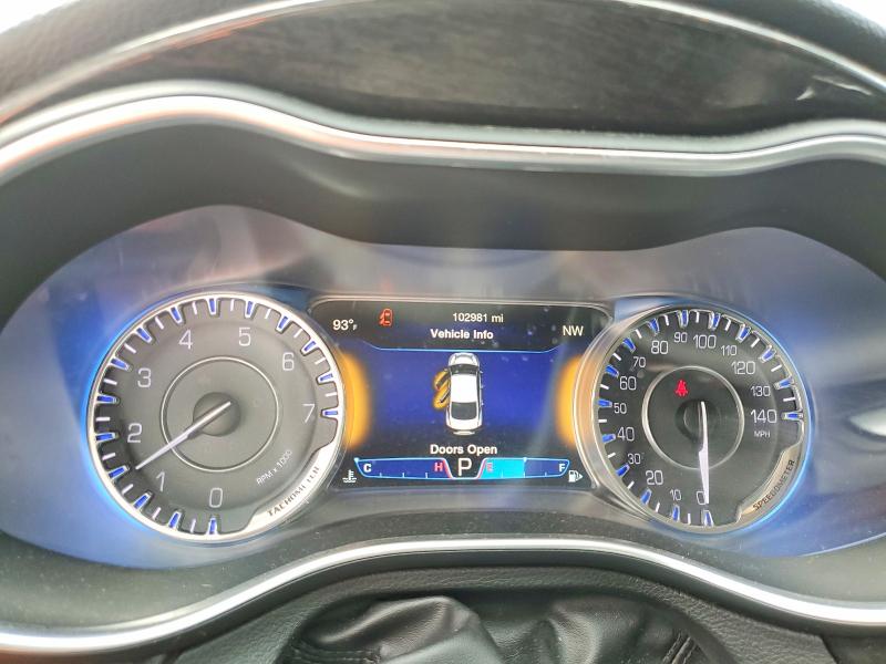 56427646 :رقم المزاد ، 1C3CCCCG4GN135370 vin ، 2016 Chrysler 200 مزاد بيع