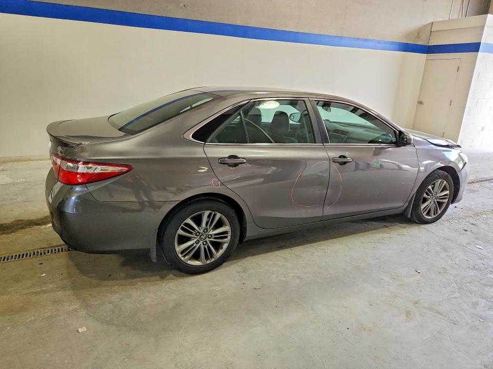 2017 Toyota Camry მანქანა იყიდება აუქციონზე, vin: 4T1BF1FK8HU704470, აუქციონის ნომერი: 58215286