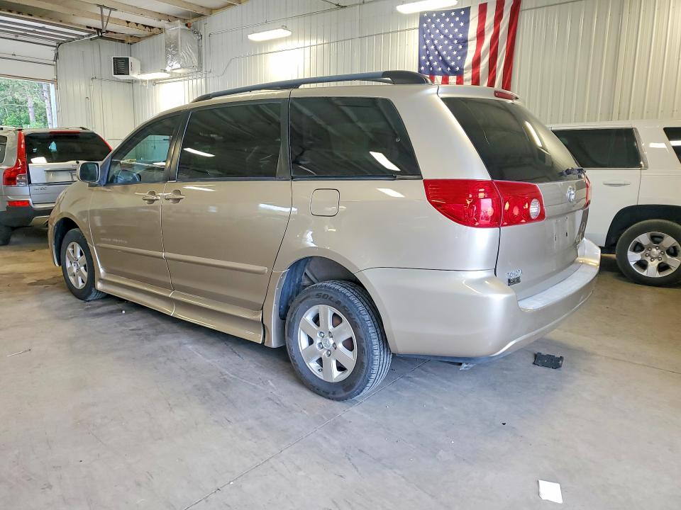 58048666 :رقم المزاد ، 5TDZK22C97S047524 vin ، 2007 Toyota Sienna مزاد بيع