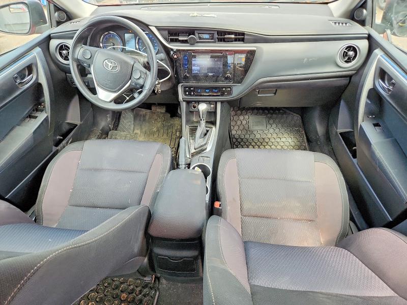52341406 :رقم المزاد ، 2T1BURHE1HC820347 vin ، 2017 Toyota Corolla مزاد بيع