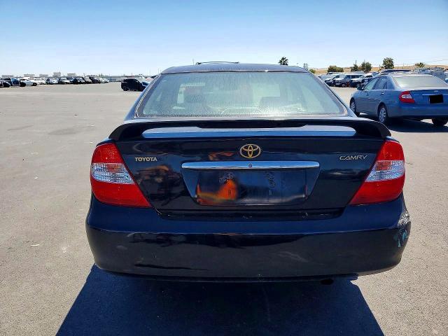 58510176 :رقم المزاد ، 4T1BF30K94U074781 vin ، 2004 Toyota Camry مزاد بيع