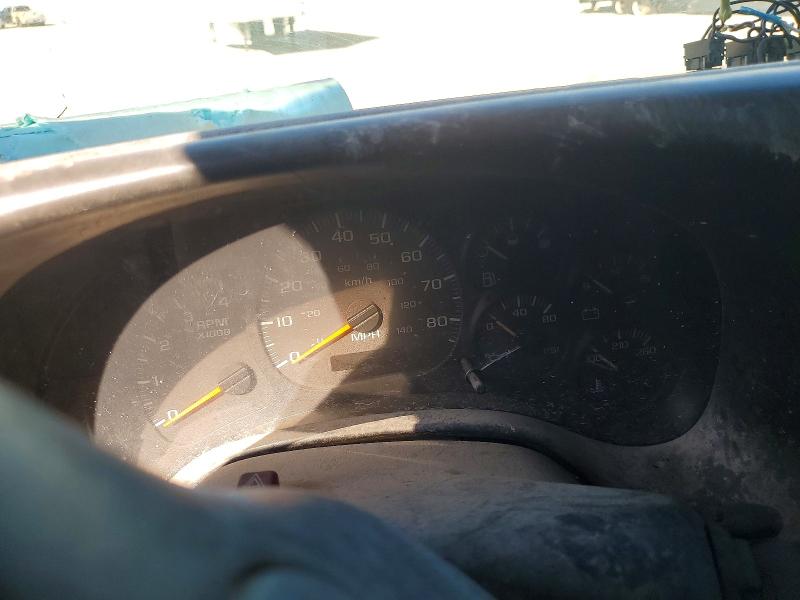 56500096 :رقم المزاد ، 1GBP8C1CX4F504824 vin ، 2004 Chevrolet C8500 مزاد بيع
