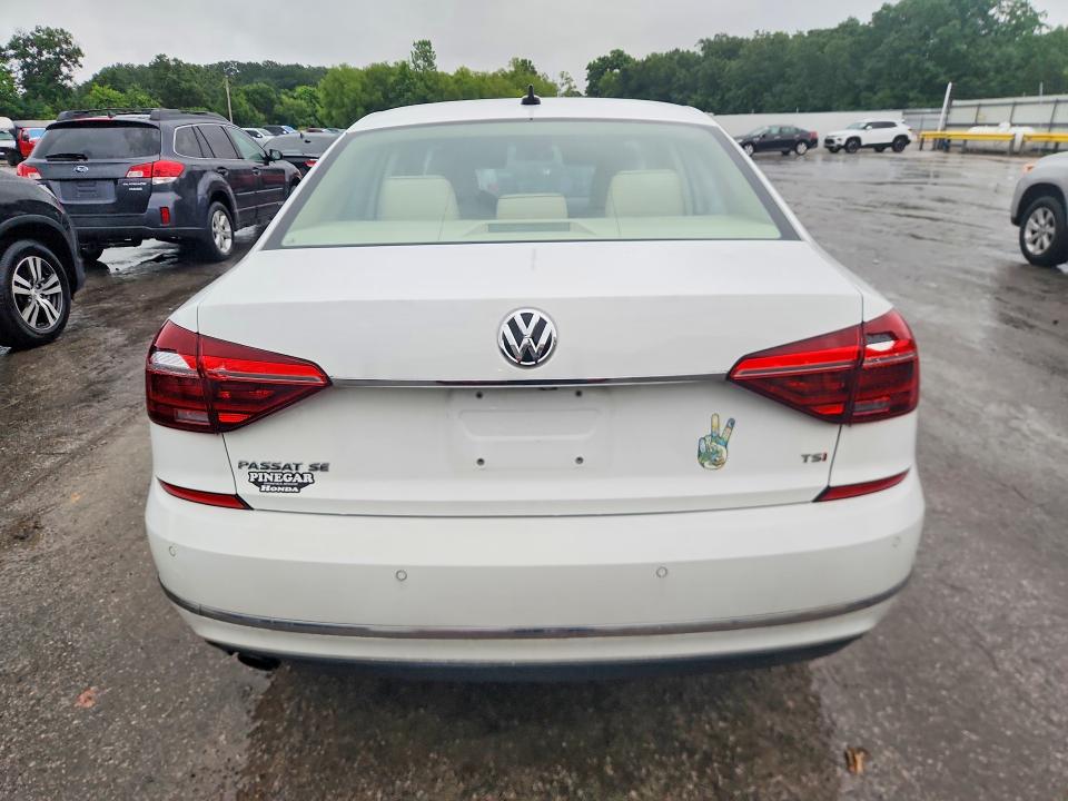 Aukcja sprzedaży 2017 Volkswagen Passat, vin: 1VWGT7A30HC004967, numer aukcji: 57356236