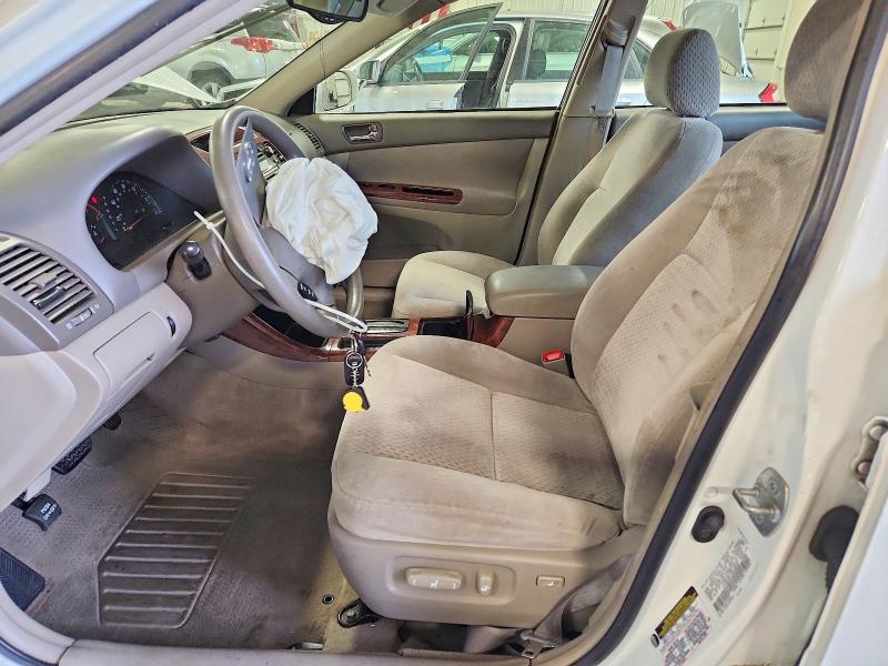57139466 :رقم المزاد ، 4T1BE32K14U296487 vin ، 2004 Toyota Camry مزاد بيع