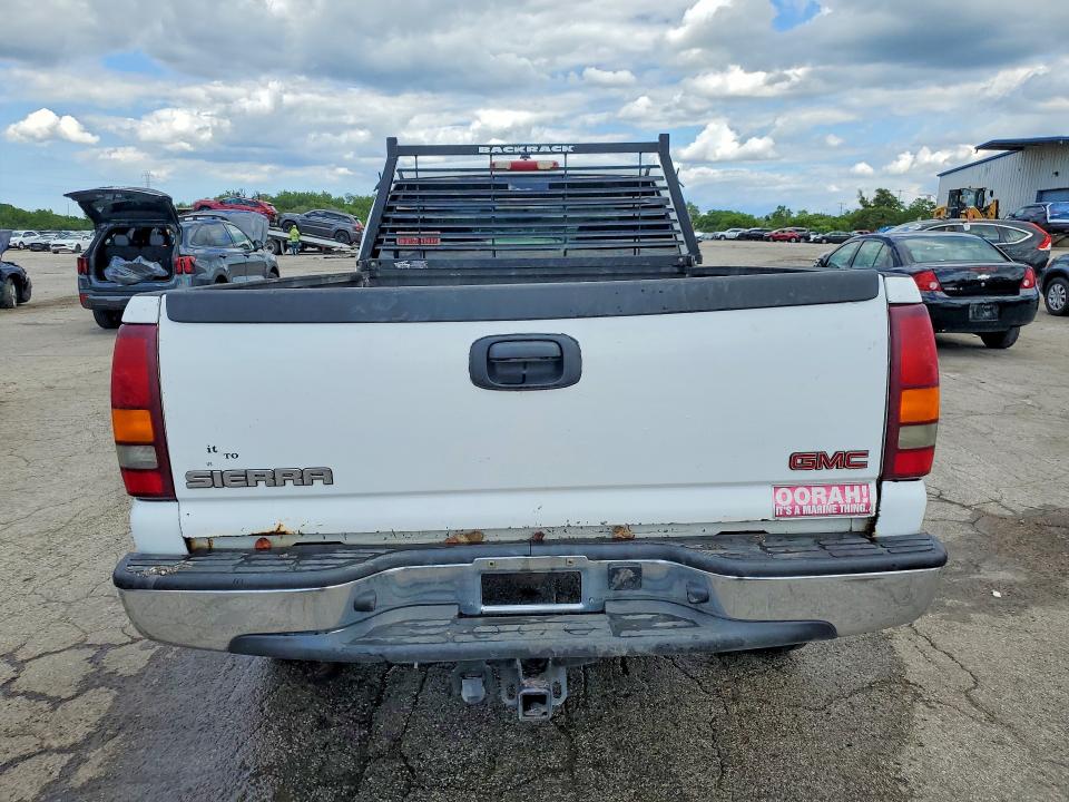 Продажа на аукционе авто 2002 Gmc New Sierra, vin: 1GTEK19T22E244791, номер лота: 57909796
