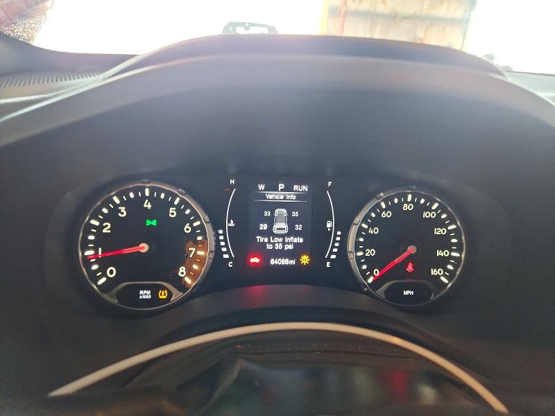 56128926 :رقم المزاد ، ZACCJBBB9JPJ08680 vin ، 2018 Jeep Renegade مزاد بيع