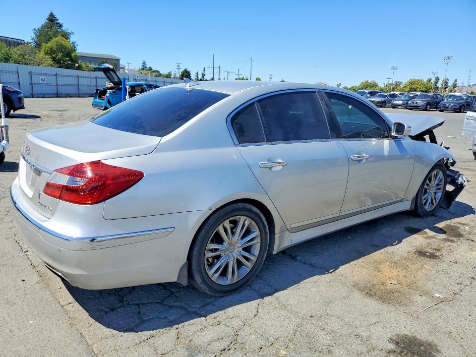2012 Hyundai Genesis მანქანა იყიდება აუქციონზე, vin: KMHGC4DD7CU199180, აუქციონის ნომერი: 58315836