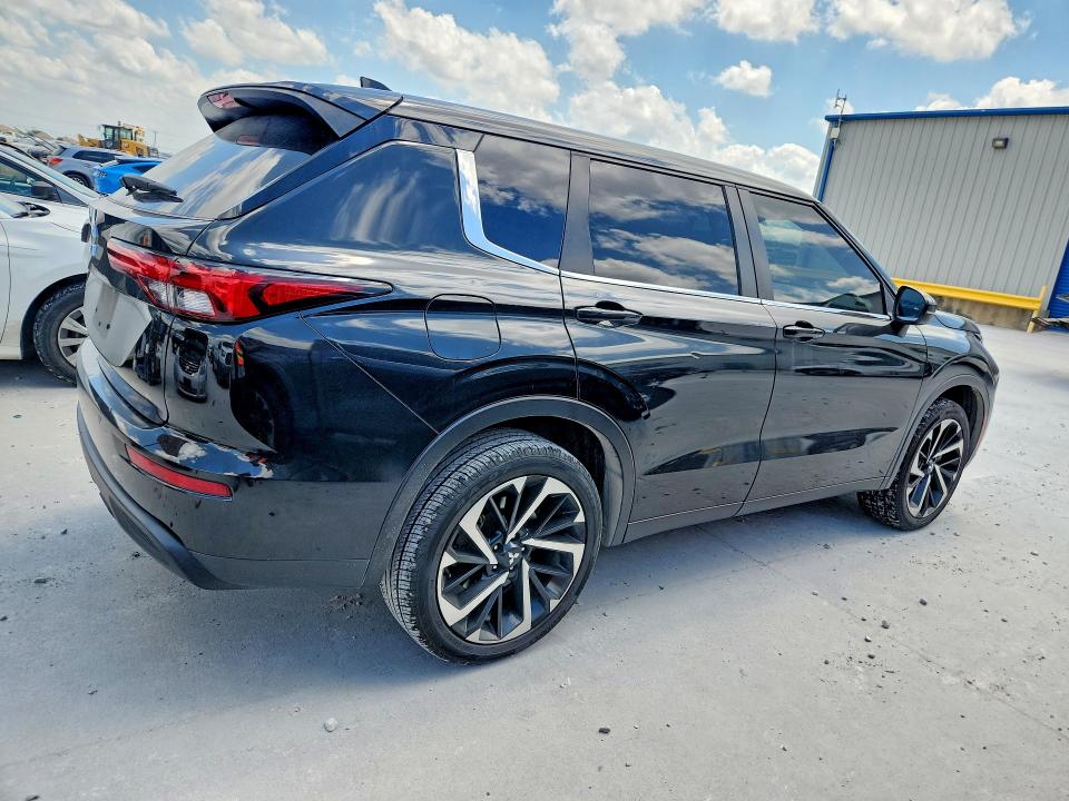 2022 Mitsubishi Outlander მანქანა იყიდება აუქციონზე, vin: JA4J3TA85NZ040170, აუქციონის ნომერი: 56994936
