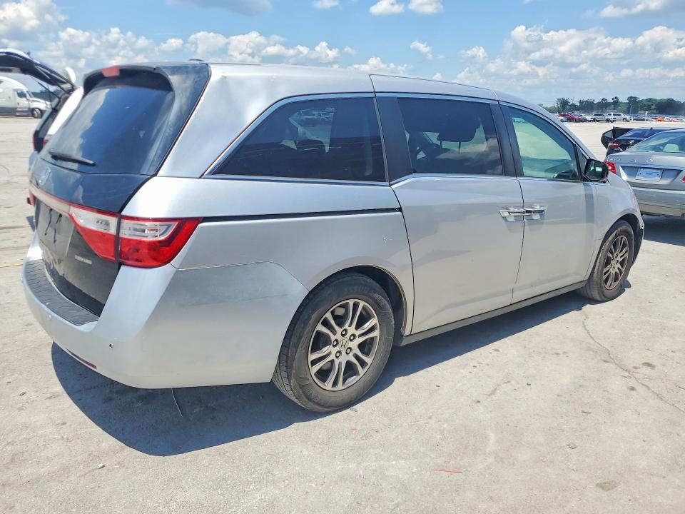 57215676 :رقم المزاد ، 5FNRL5H61DB045783 vin ، 2013 Honda Odyssey مزاد بيع