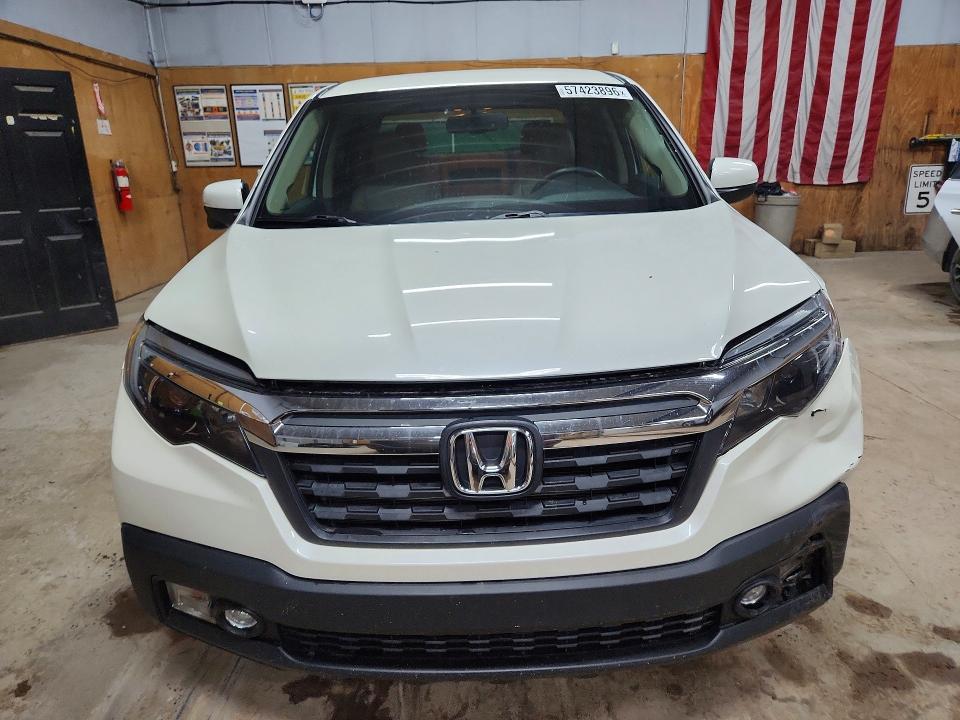 Продаж на аукціоні авто 2017 Honda Ridgeline, vin: 5FPYK3F6XHB030847, номер лоту: 57423896