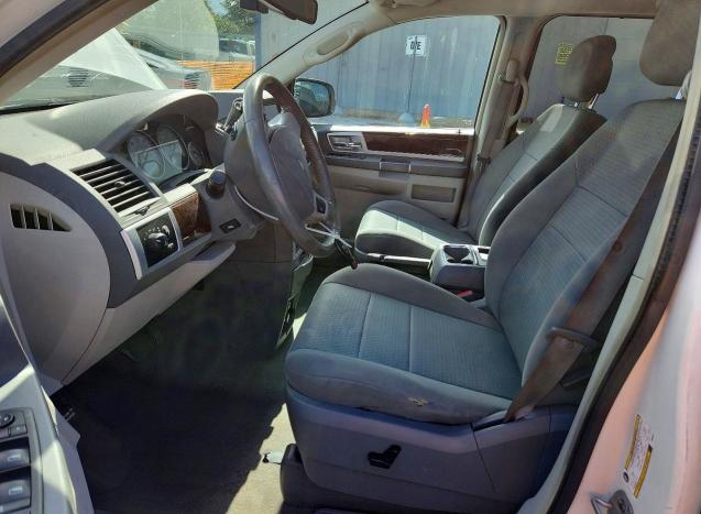 57837736 :رقم المزاد ، 2A4RR5D13AR398271 vin ، 2010 Chrysler Town & Country مزاد بيع