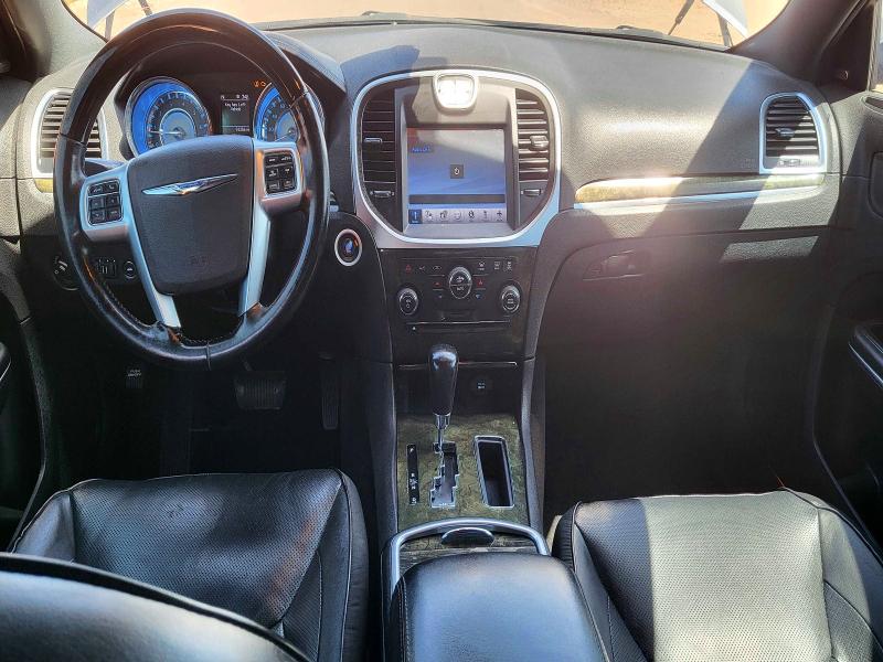 55651526 :رقم المزاد ، 2C3CA6CT5BH549764 vin ، 2011 Chrysler 300c مزاد بيع
