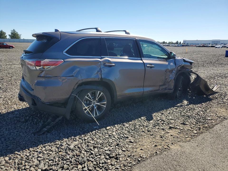 Продажа на аукционе авто 2016 Toyota Highlander, vin: 5TDJKRFH5GS270168, номер лота: 57216266