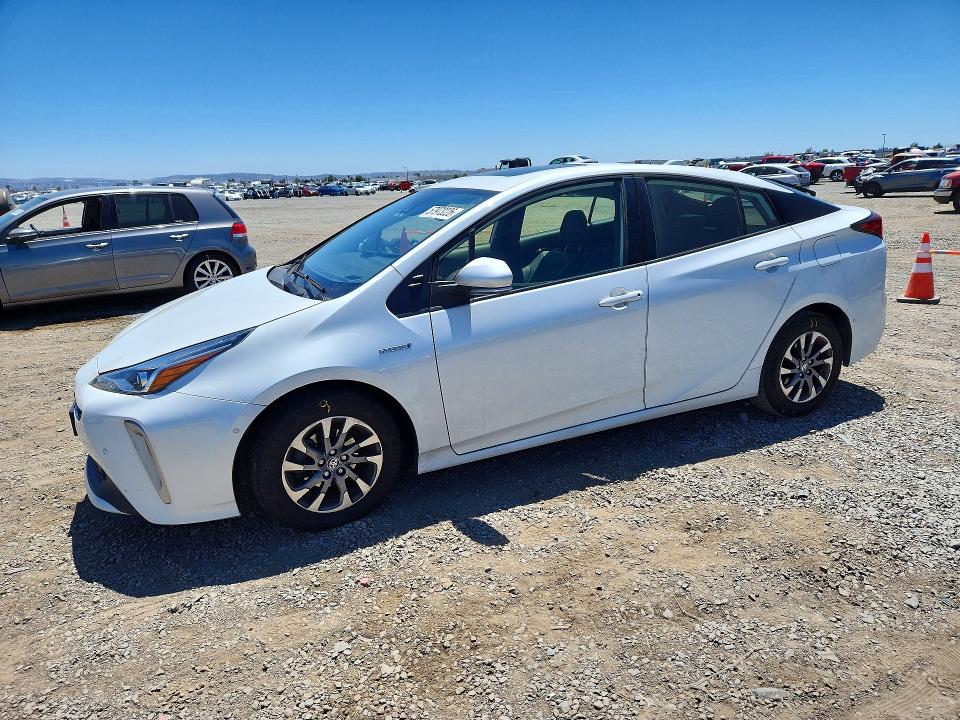 Продажа на аукционе авто 2022 Toyota Prius, vin: JTDKAMFU8N3186156, номер лота: 57973226