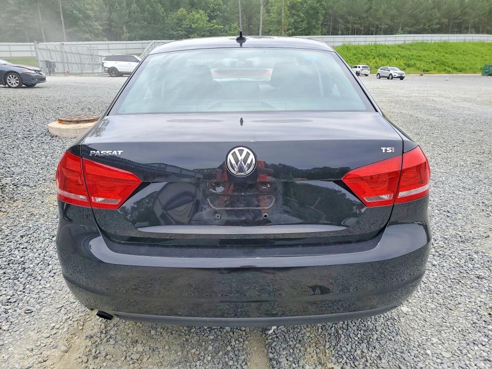 58787476 :رقم المزاد ، 1VWAT7A33FC119050 vin ، 2015 Volkswagen Passat مزاد بيع