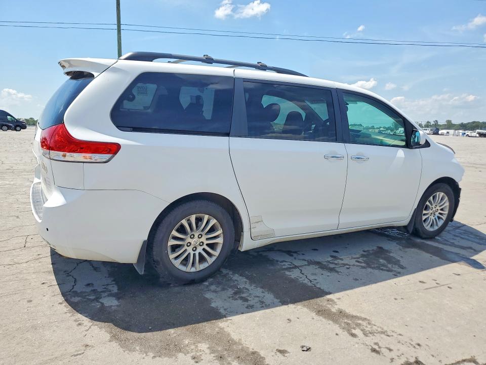 Продажа на аукционе авто 2011 Toyota Sienna, vin: 5TDYK3DCXBS031369, номер лота: 57192836
