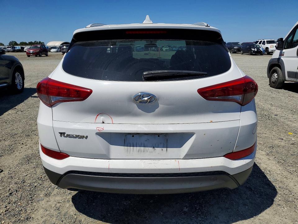 Продажа на аукционе авто 2018 Hyundai Tucson, vin: KM8J33A45JU694608, номер лота: 55415666