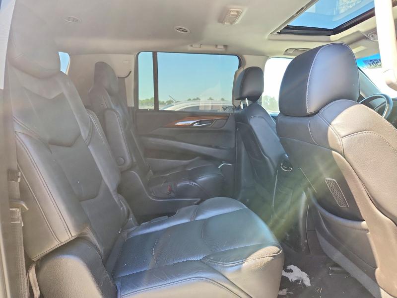 55222456 :رقم المزاد ، 1GYS3HKJ4JR238462 vin ، 2018 Cadillac Escalade مزاد بيع