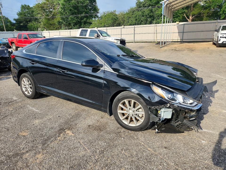 Продажа на аукционе авто 2018 Hyundai Sonata, vin: 5NPE24AF1JH673930, номер лота: 55937256