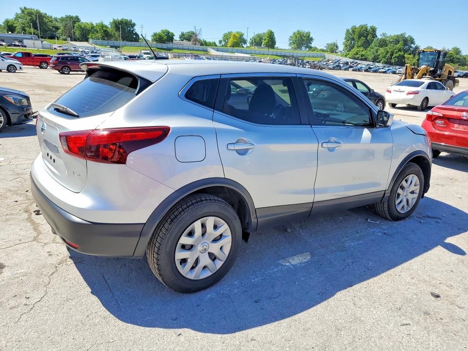 55527136 :رقم المزاد ، JN1BJ1CRXKW620315 vin ، 2019 Nissan Rogue Sport مزاد بيع
