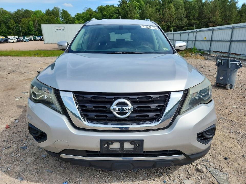 57234676 :رقم المزاد ، 5N1DR2MN8HC689820 vin ، 2017 Nissan Pathfinder مزاد بيع