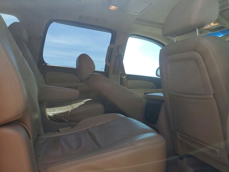 56298496 :رقم المزاد ، 1GNFC36029R304277 vin ، 2009 Chevrolet Suburban مزاد بيع