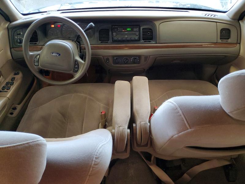 57708736 :رقم المزاد ، 2FAFP73W41X195804 vin ، 2001 Ford Crown Victoria مزاد بيع